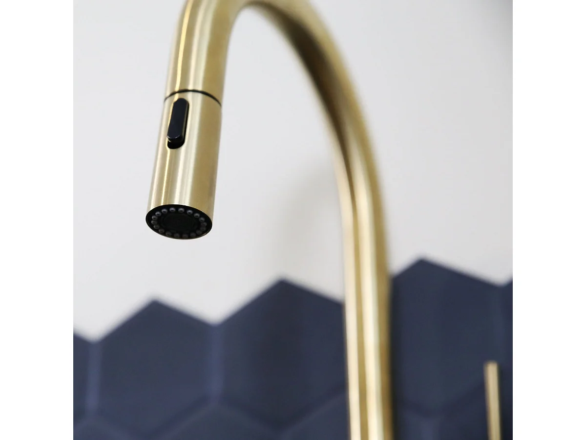 Architek miscelatore per lavello con soffione estraibile oro spazzolato Essebagno