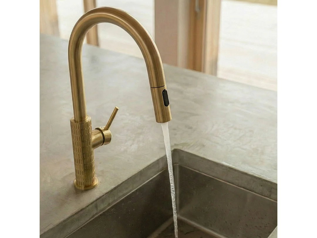 Architek Bateria zlewozmywakowa wyciągana głowica prysznicowa kolorze szczotkowane złoto - Essebagno