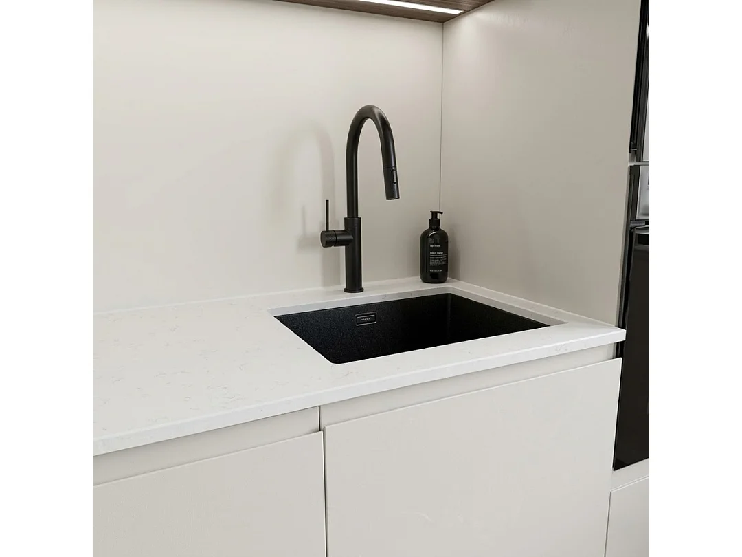 Architek miscelatore per lavello con soffione estraibile nero Essebagno