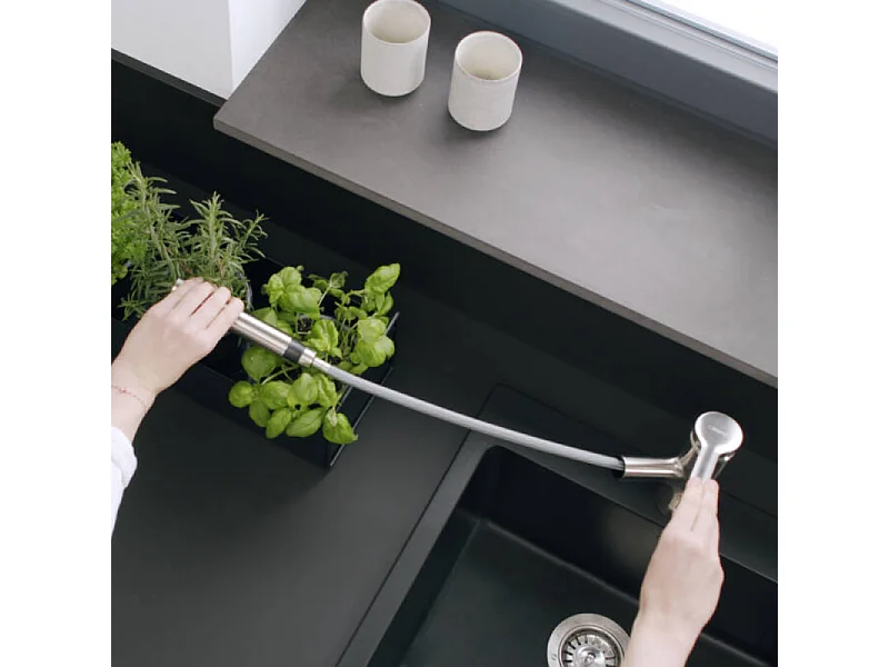 Robinet de cuisine avec douchette HANSGROHE Zesis M33 150 sBox 2 jets aspect acier inox + nettoyant Briochin