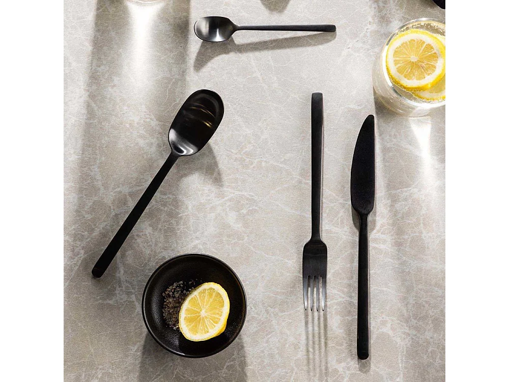 Set di posate WabiSabi 24 pezzi in acciaio inox nero.