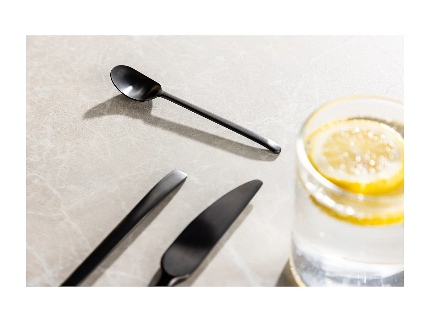 WabiSabi Besteckset 24 Teile Edelstahl schwarz.