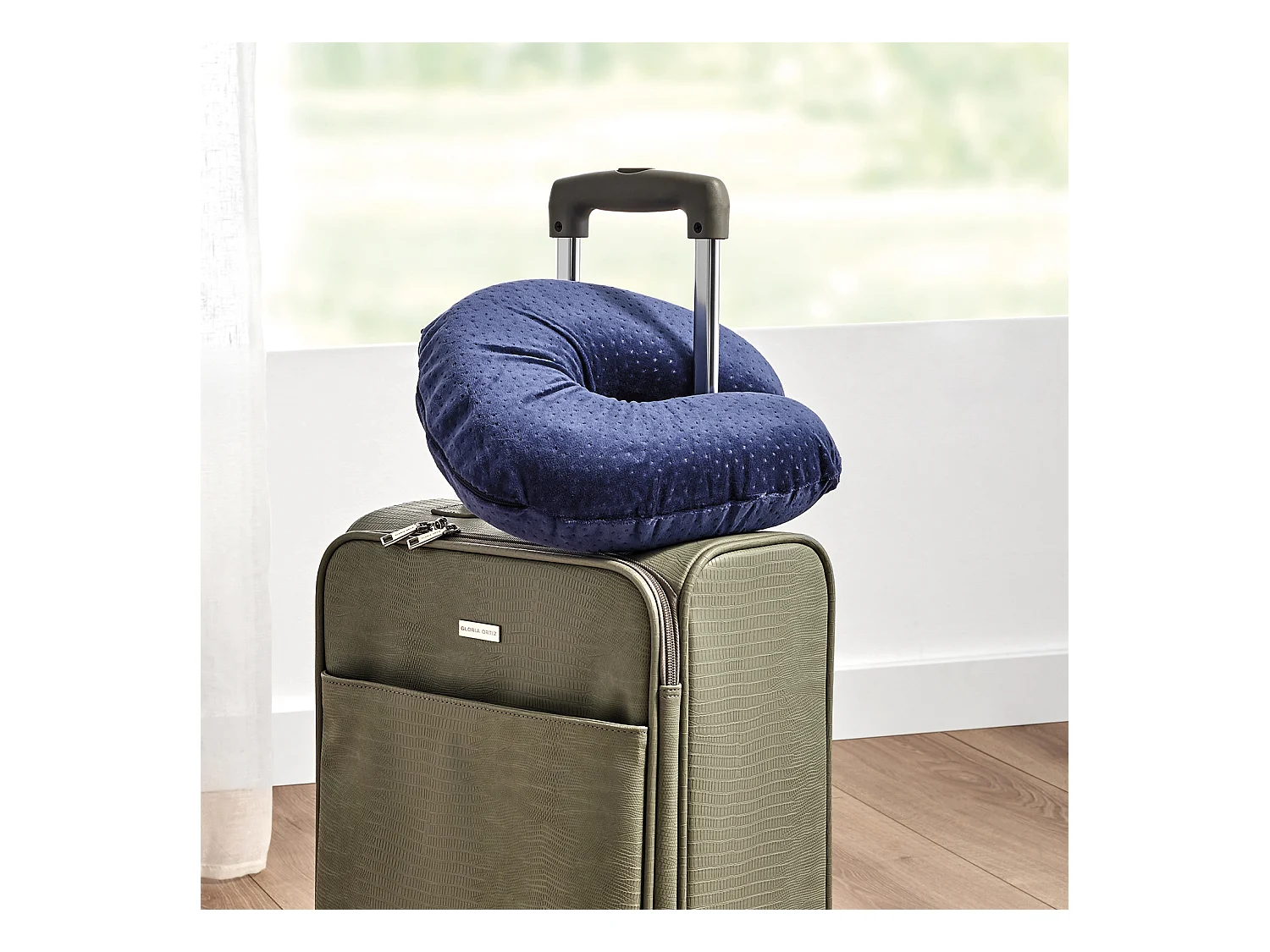 Oreiller de voyage cervical viscoélastique et respirant