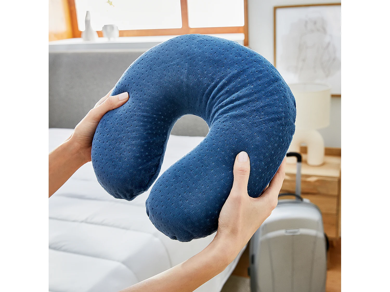 Oreiller de voyage cervical viscoélastique et respirant