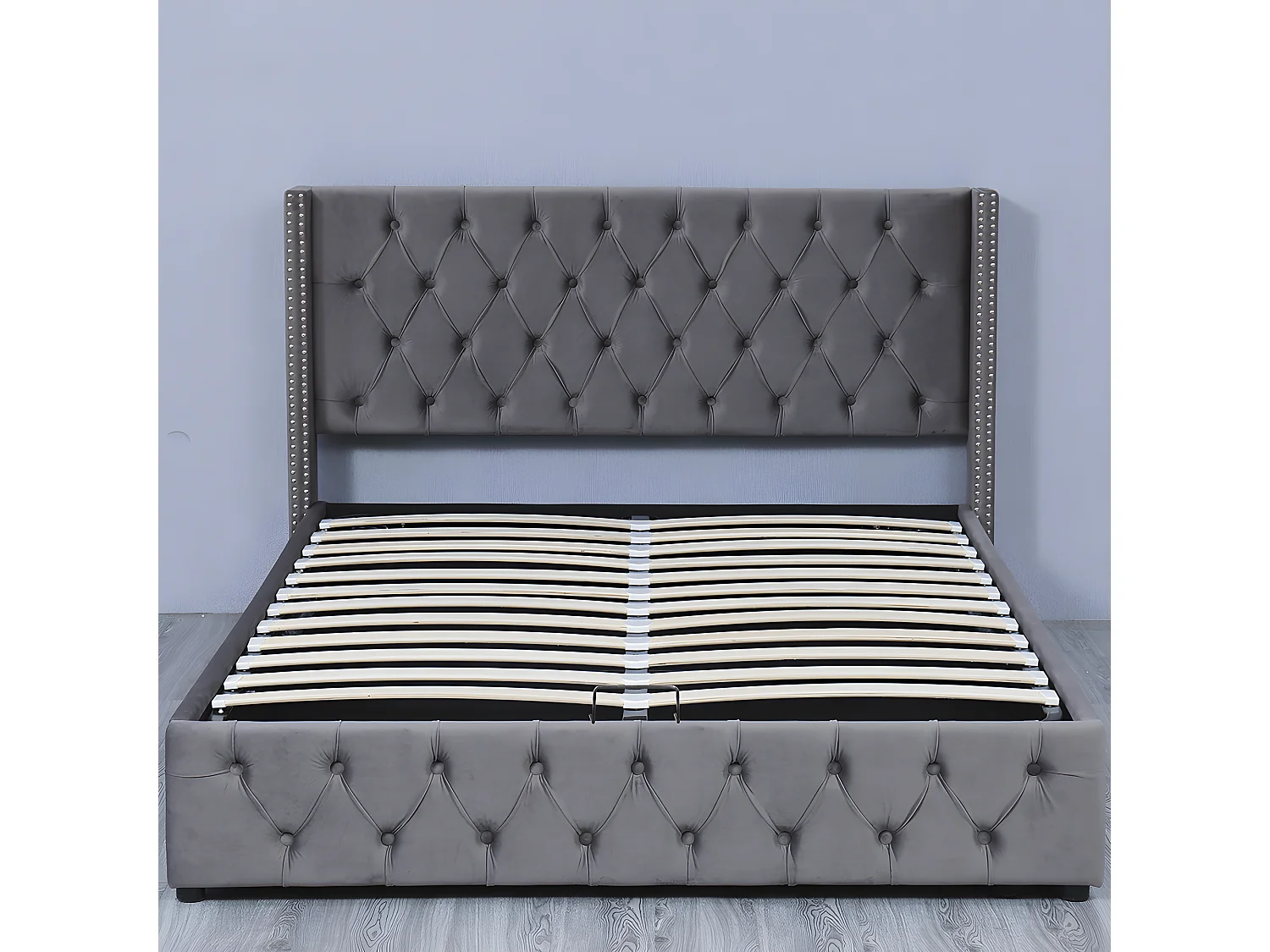 Cama acolchoada para adulto 180 x 1199 cm, sem cabeceira, com faixa LED (monocromática), base com suspensão hidráulica, bege.