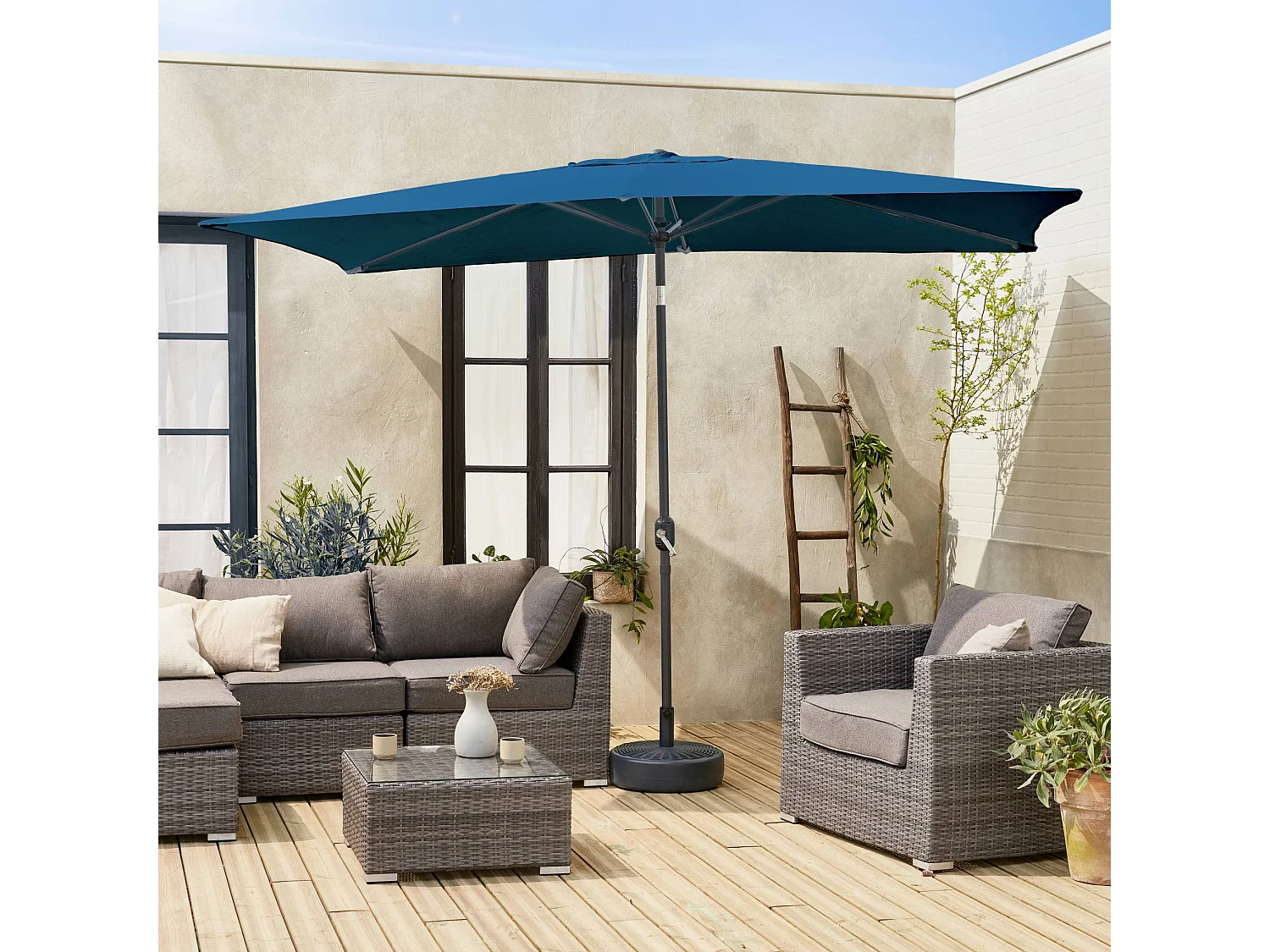 Parasol droit rectangulaire 2x3m - Touquet Bleu canard - mât central en aluminium orientable et manivelle d'ouverture