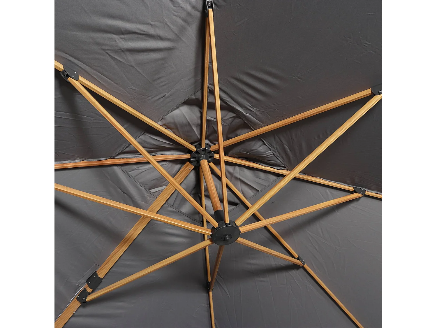 Parasol déporté rectangulaire gris 3x4m. mât effet bois + Dalles à lester 50x50cm