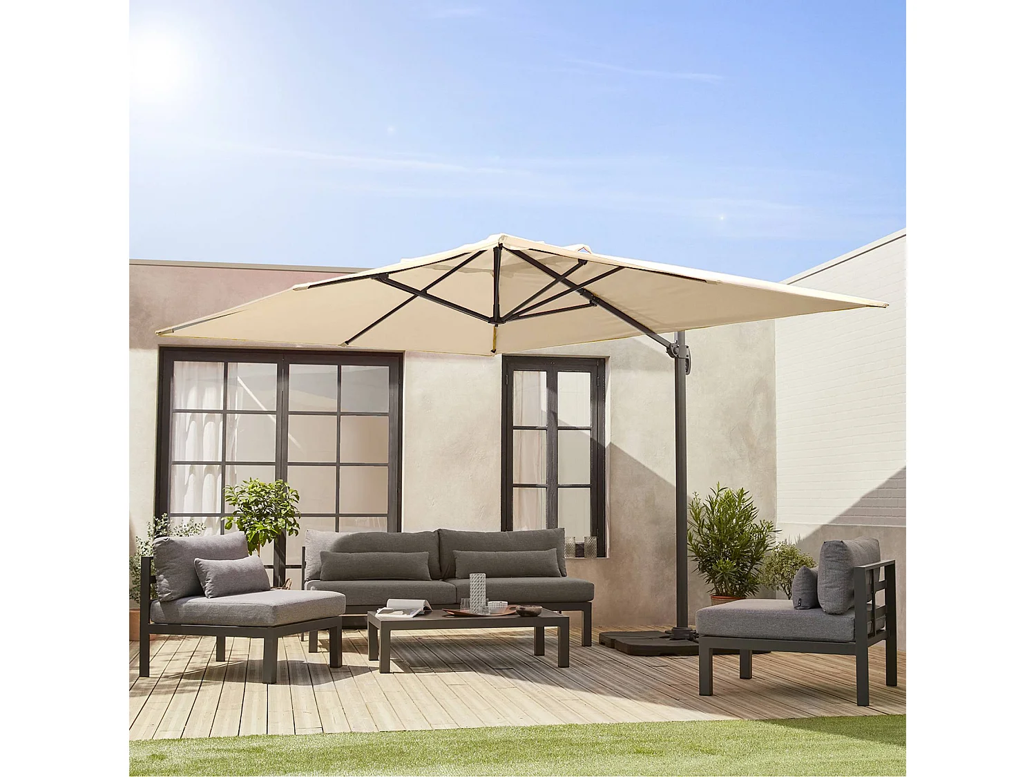 Parasol rectangular excéntrico, 3x4m + losas 50x50cm beige