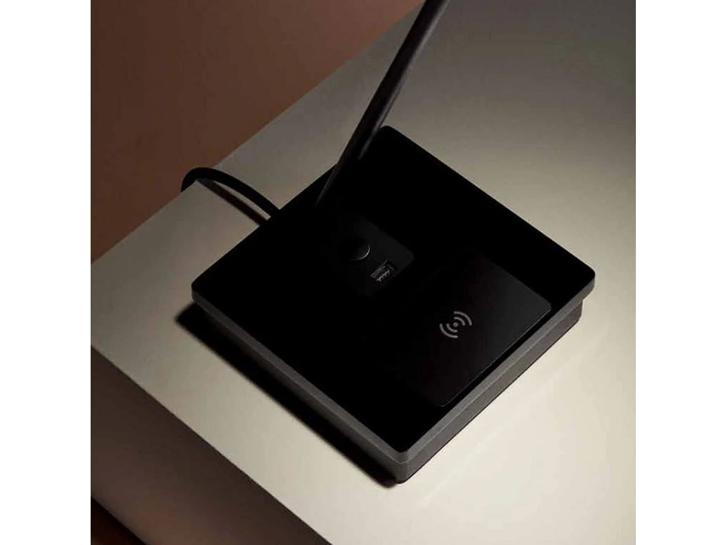 Lampe à Poser LED Elamp Noire 2.2W LED-C4 10-7606-05-05 Noir Blanc Chaud 2700K