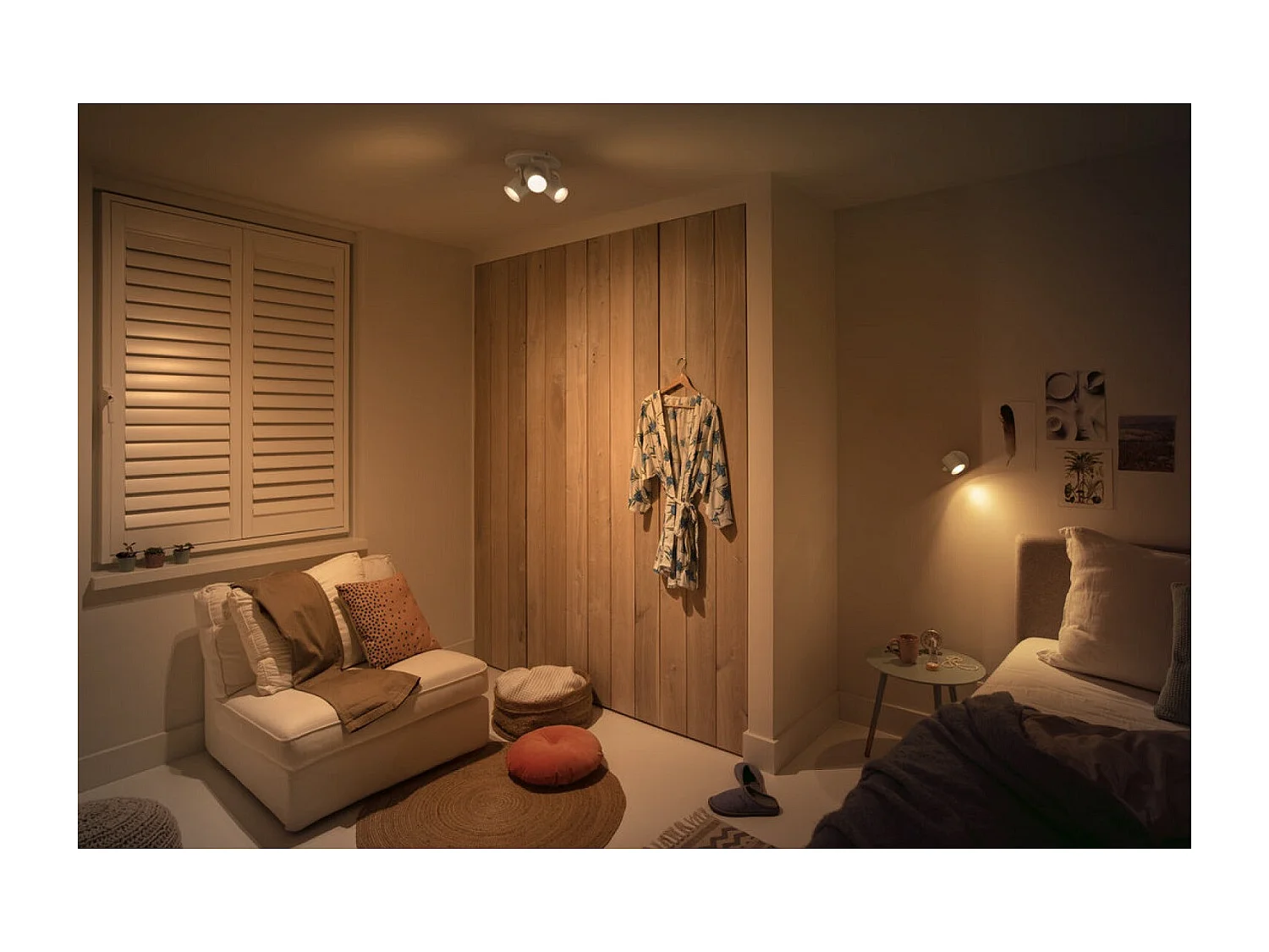 Plafonnier LED  1 Spot Byrl 4.3W Blanc 2200 - 2700K