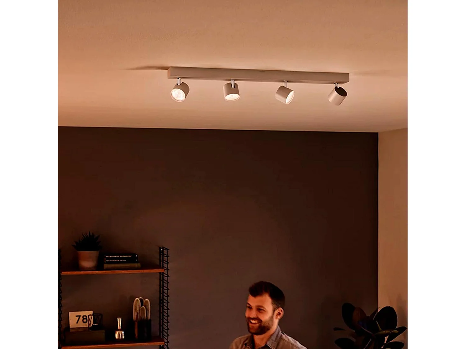 TechBrey Lámpara de Techo LED Regulable WarmGlow 4 Focos 4x4.5W PHILIPS Star