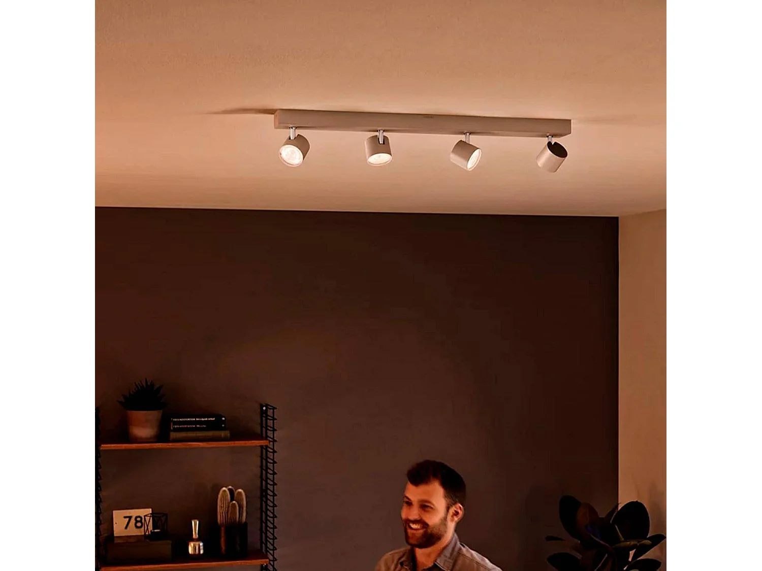 TechBrey Lámpara de Techo LED Regulable WarmGlow 4 Focos 4x4.5W PHILIPS Star