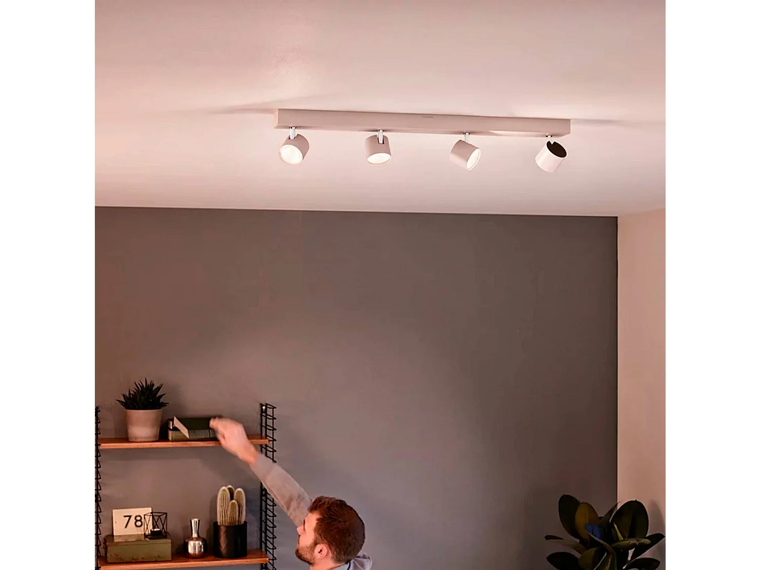 TechBrey Lámpara de Techo LED Regulable WarmGlow 4 Focos 4x4.5W PHILIPS Star