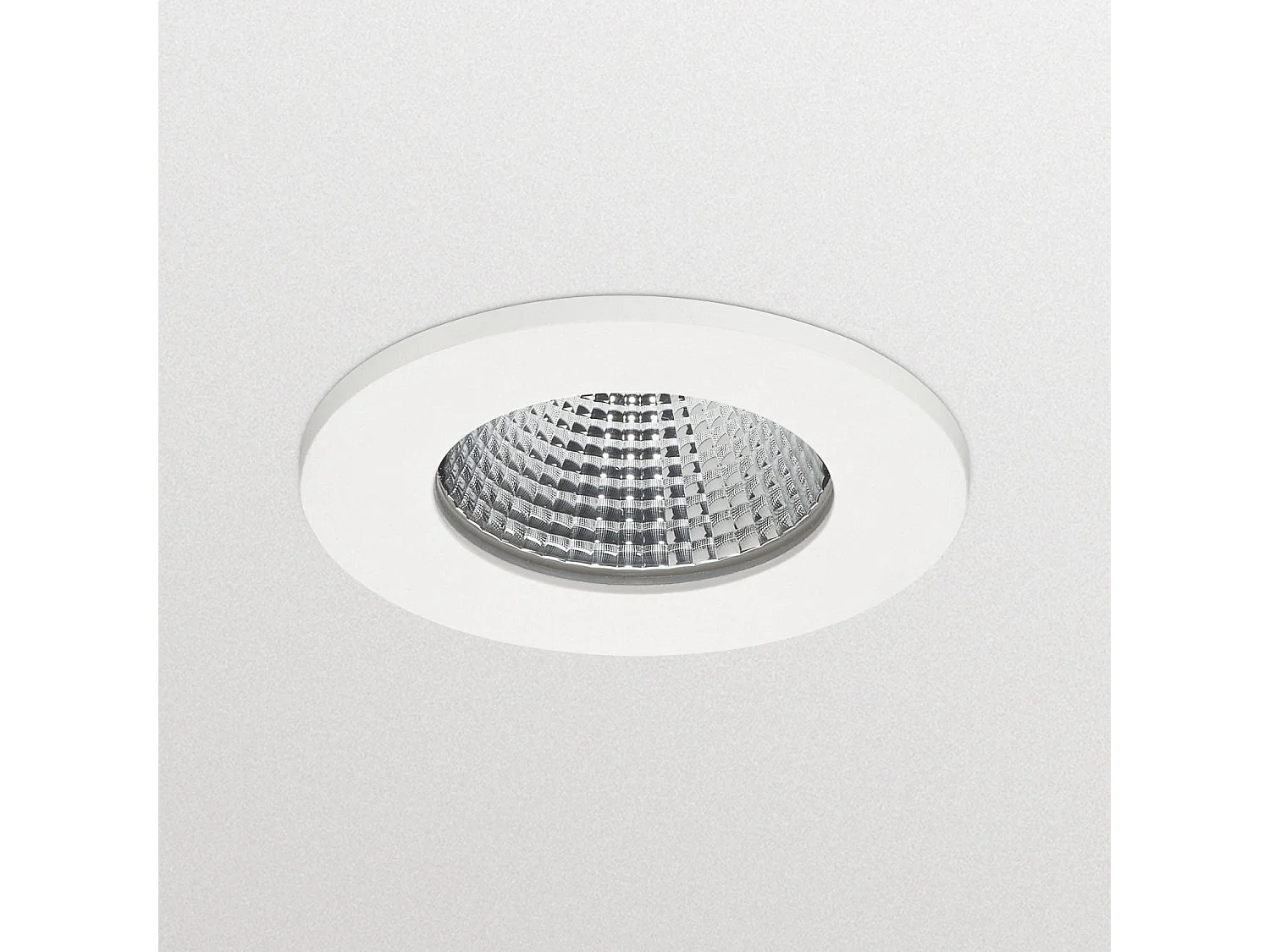 TechBrey Foco Downlight LED 6W PHILIPS Ledinaire ClearAccent Corte Ø70 mm RS060B G2