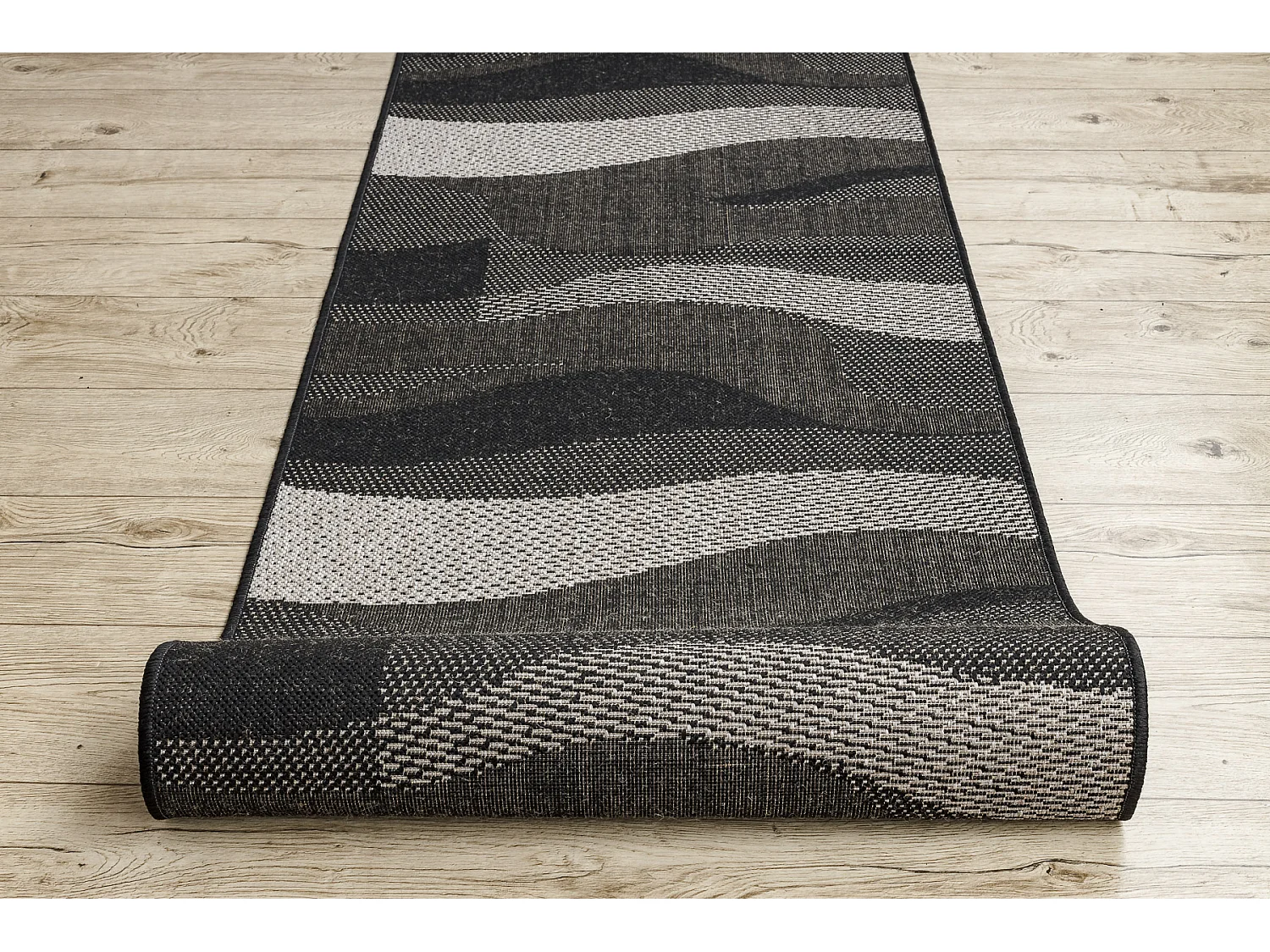 Vloerbekleding SISAL FLOORLUX patroon 20212 ZWART / zilver 120x560 cm