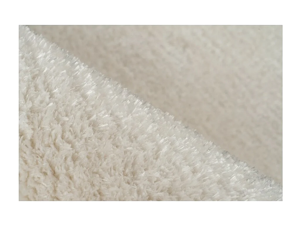 Teppich 170x120cm, Design G008R in Elfenbeinfarbe - Komfort und Eleganz für Ihr Interieur.