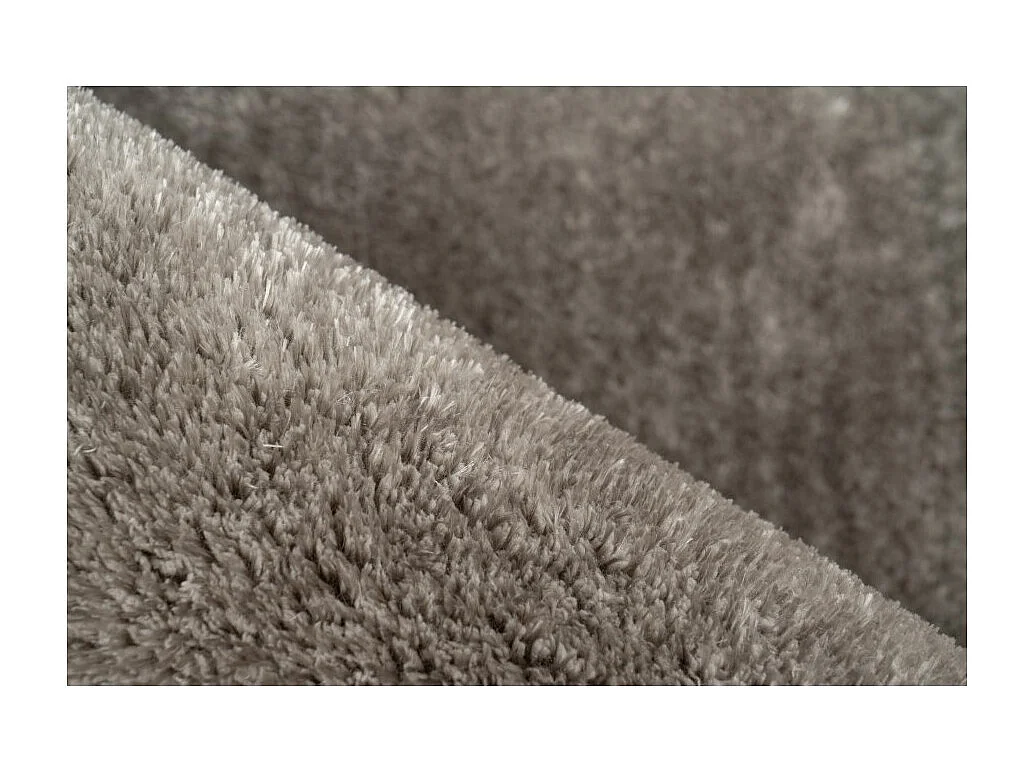 Tapis 150x80cm, design G008R coloris argent - Confort et élégance pour votre intérieur