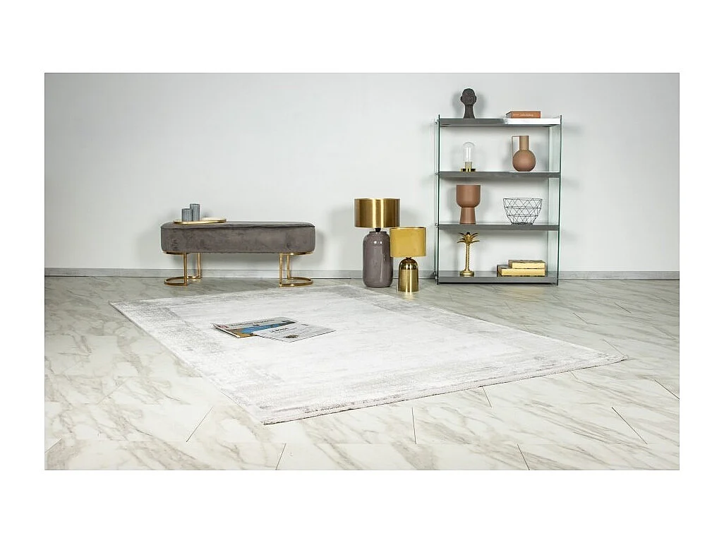 Tapete 150x80cm, design E309E na cor prata - Conforto e elegância para o seu interior.