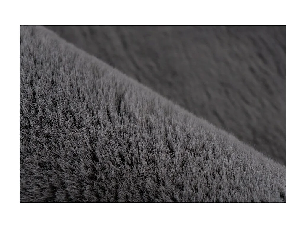 Tapijt 170x120cm, design E009Y in grafietkleur - Comfort en elegantie voor uw interieur.