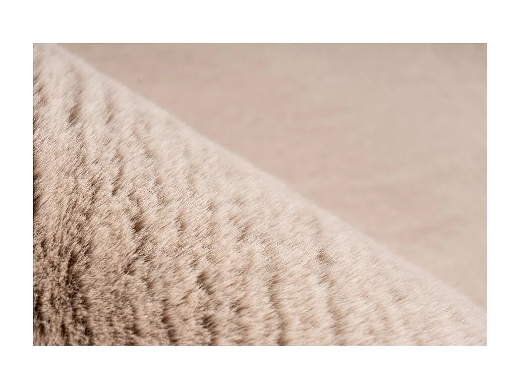 Tapete 170x120cm, design E009Y na cor bege - Conforto e elegância para o seu interior