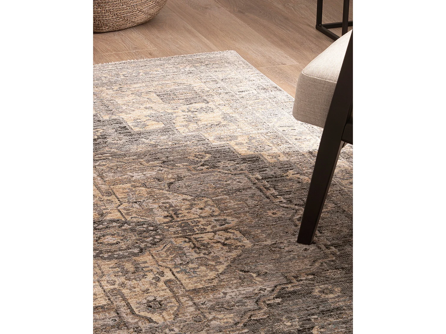 Teppich 185x275 Grau Zora Classical