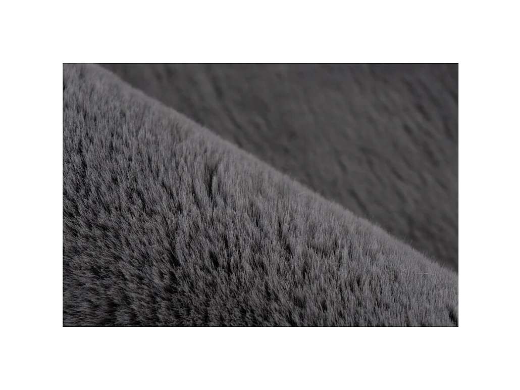 Tapete 230x160cm, design E009Y na cor grafite - Conforto e elegância para o seu interior.