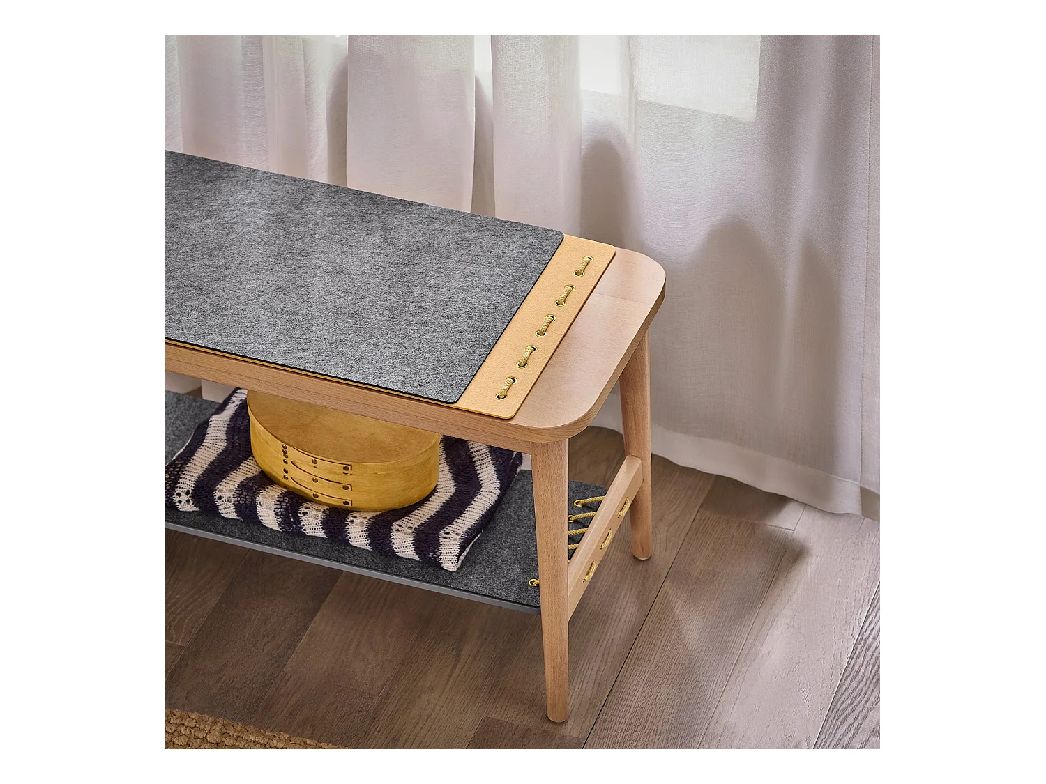 Półka na buty z drewna bukowego z 2 półkami HFSR01-N