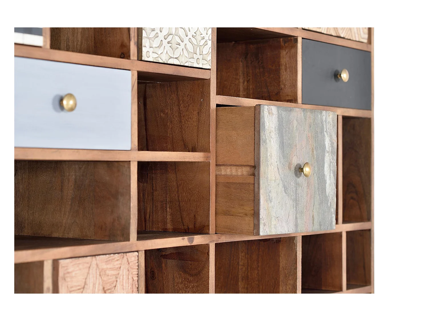 Etagère en bois de manguier couleur noyer clair