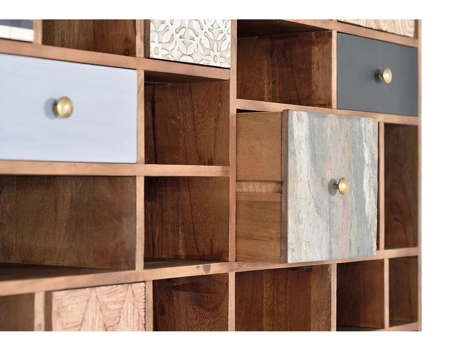 Etagère en bois de manguier couleur noyer clair