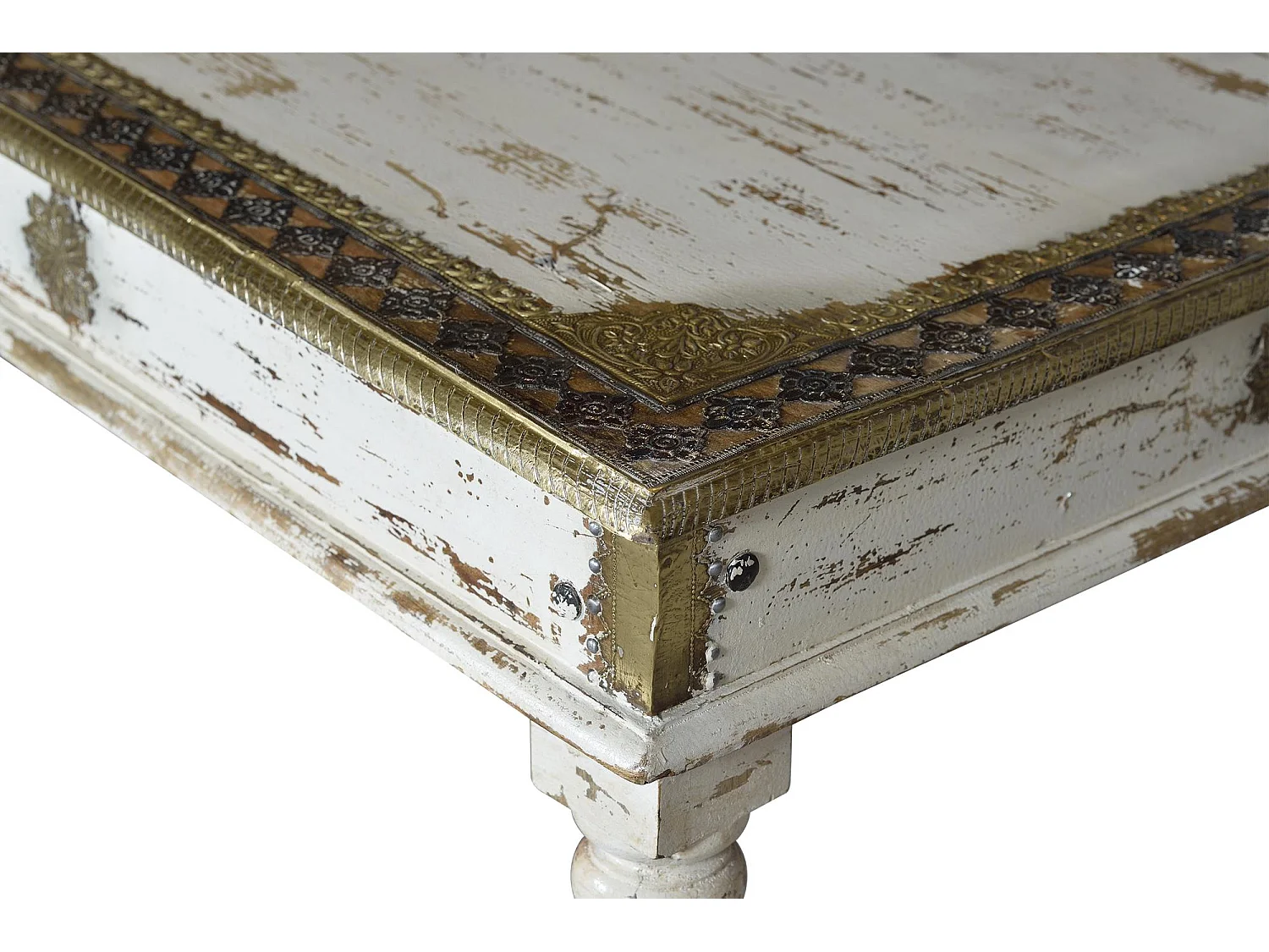 Table basse en manguier blanc vieilli