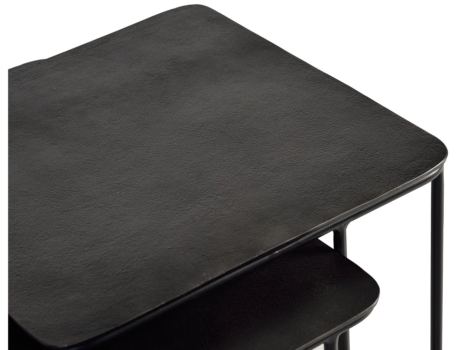 Table basse plateau bronze et pieds métal