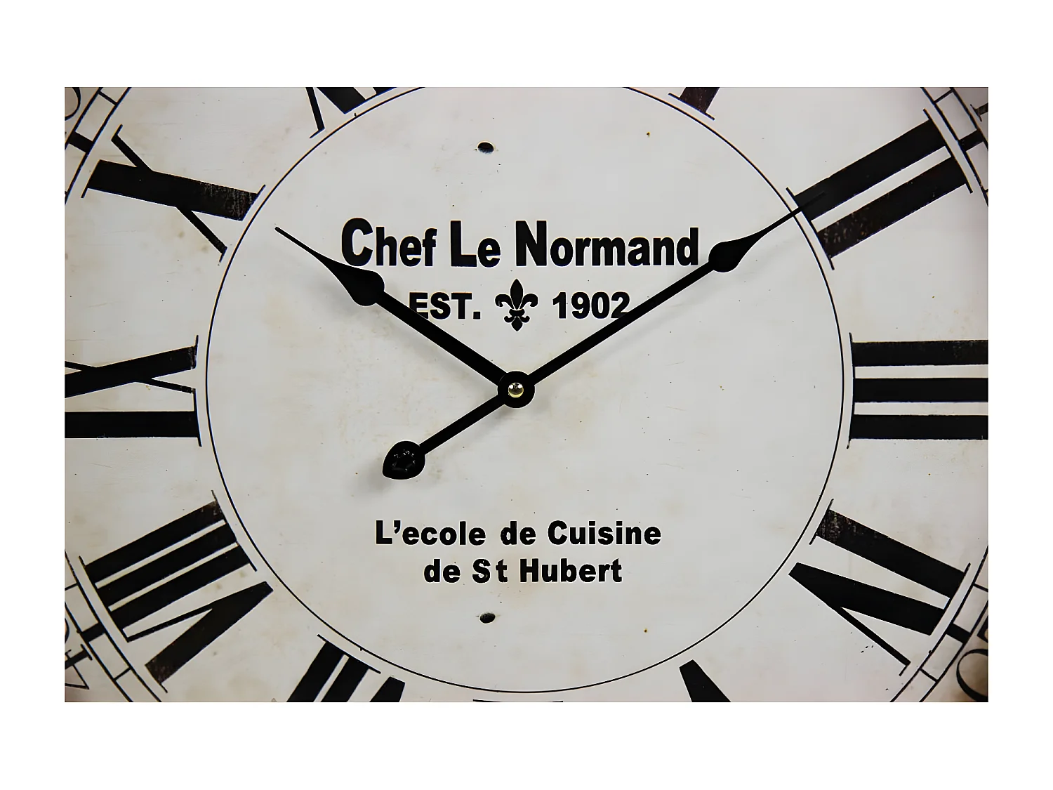 Horloge ancienne murale chef le normand Métal Blanc - Décoration d'Autrefois