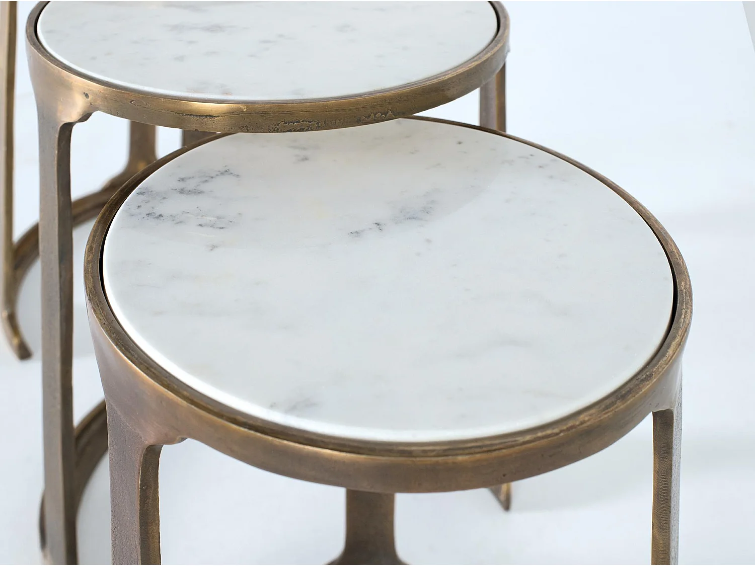 Marmor-Couchtische: Großer Tisch: 45 cm, Mittlerer Tisch: 40 cm, Kleiner Tisch: 35 cm – 62 x 50 x 50 cm