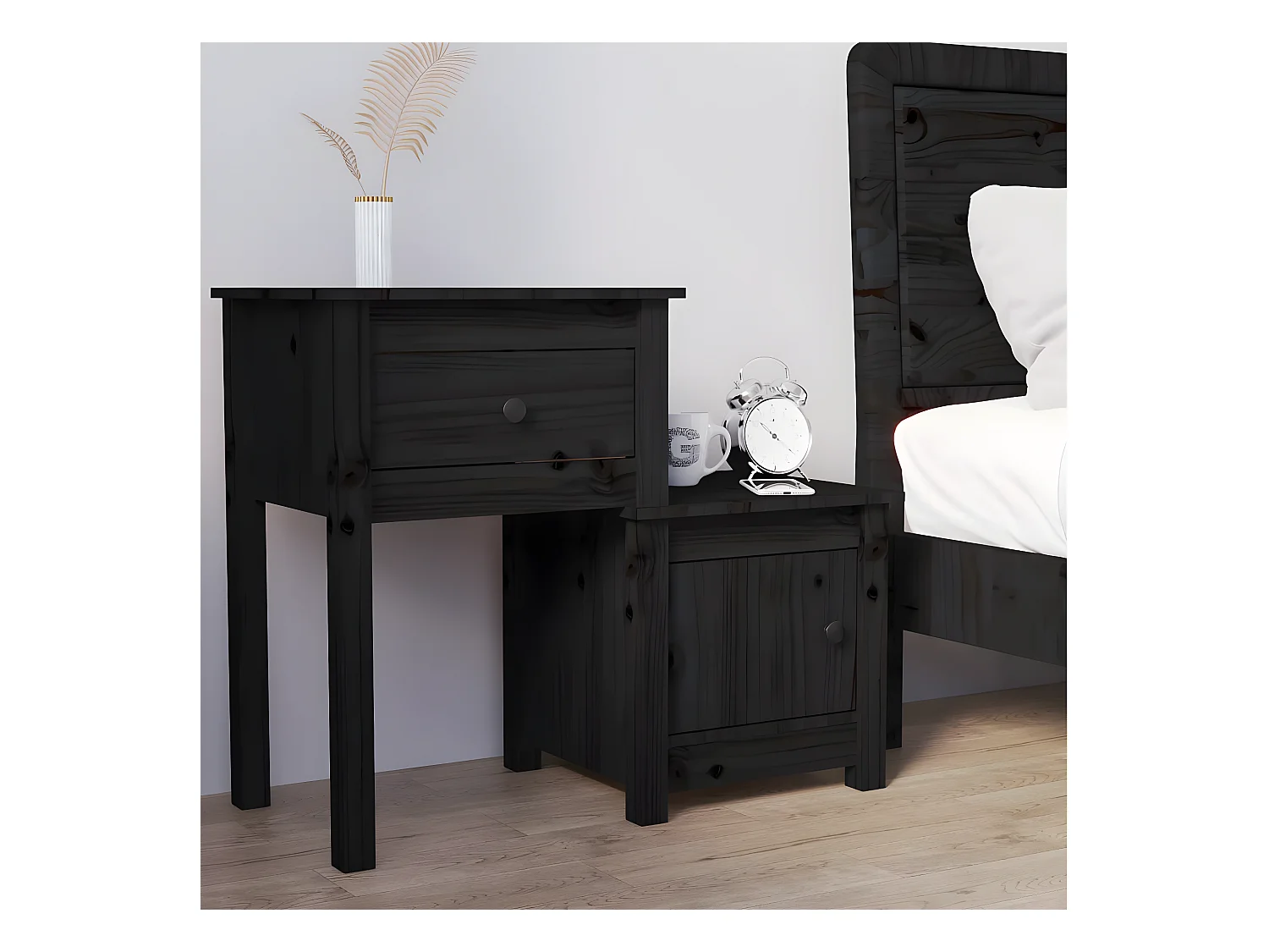 Table de chevet Noir 79,5x38x65,5 cm Bois de pin massif