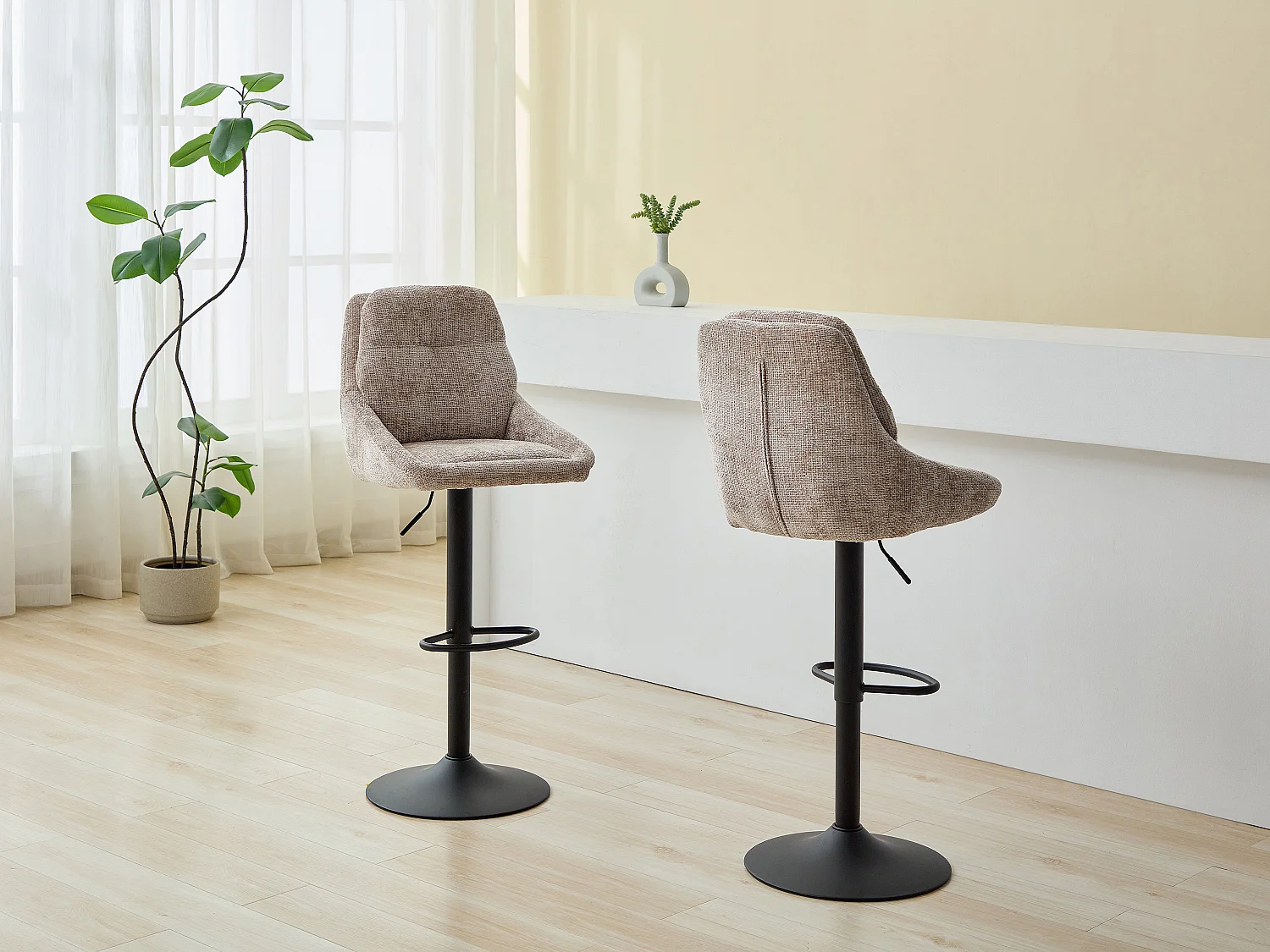 Lot de 2 tabourets de bar en tissu texturé et métal noir - Hauteur réglable - Taupe - LARANZA