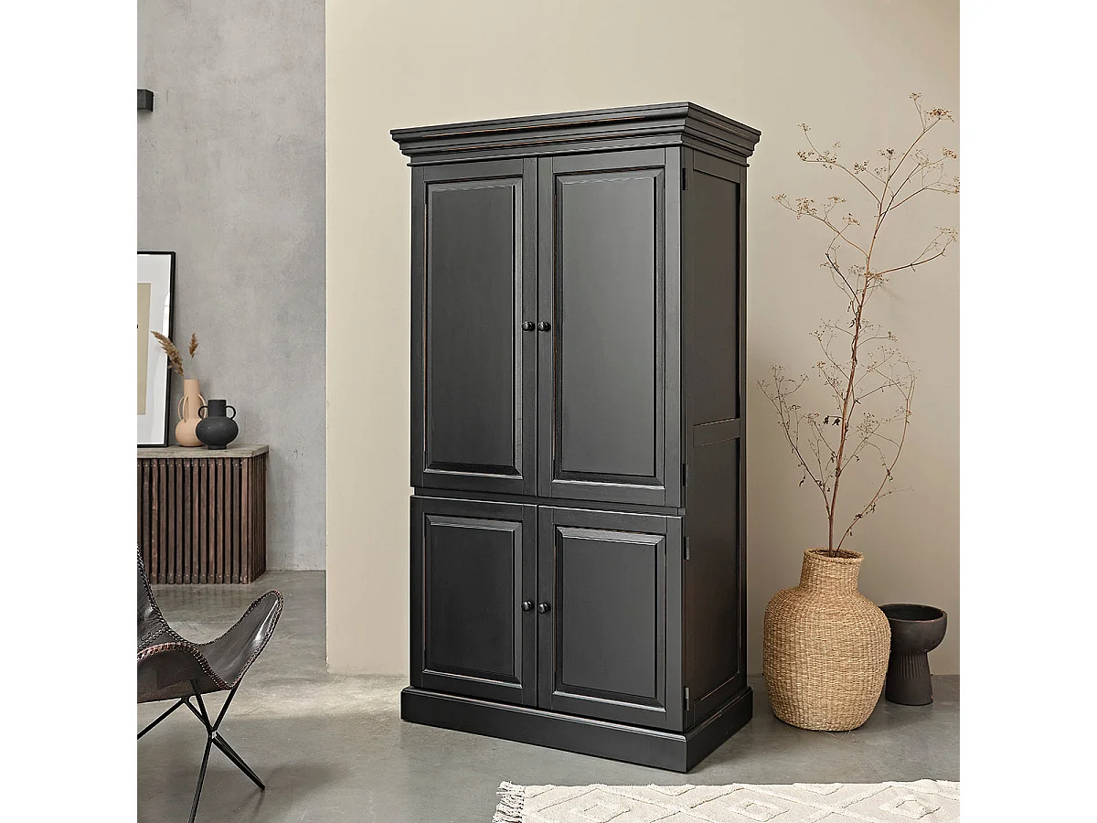 Armario de madera de caoba maciza