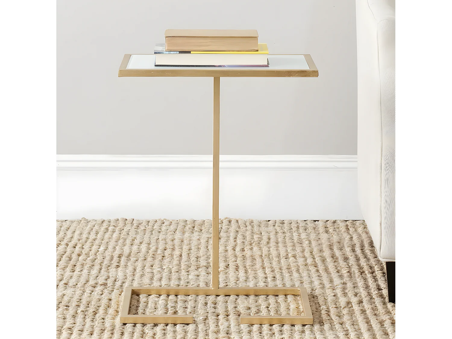 Table d'appoint Or et blanc 26 X 41 X 53.34 cm - Frederica