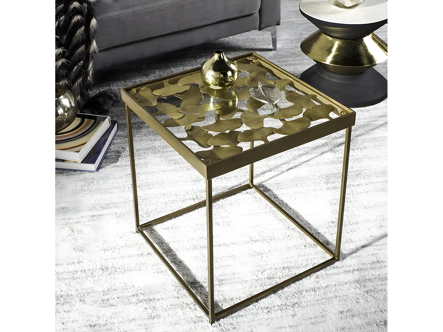 Table d'appoint Laiton antique 41 X 41 X 50.8 cm - Norine