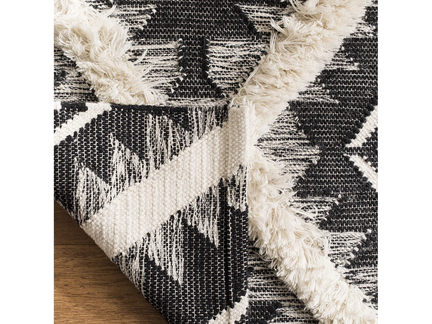 Tapis Noir/Neutre 183 X 274 cm - Maggie