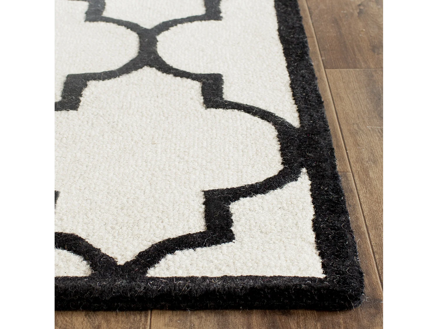 Tapis Neutre/Noir 91 X 152 cm - Sky