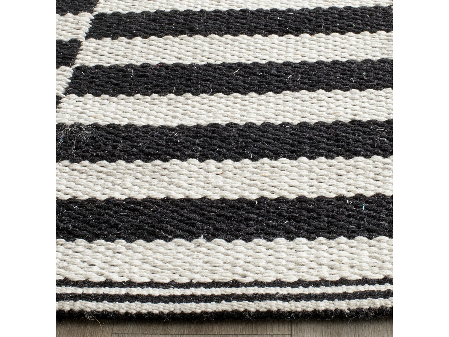 Tapis Neutre/Noir 122 X 183 cm - Arian
