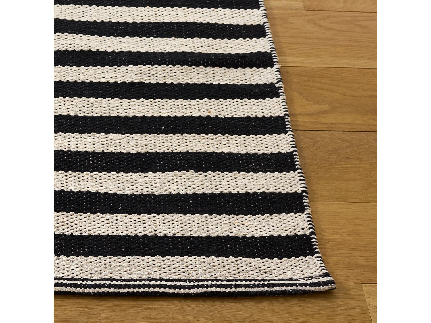 Tapis Neutre/Noir 122 X 183 cm - Arian