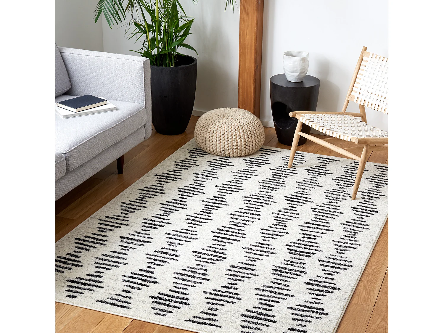 Tapis IVOIRE/NOIR 53 X 77 cm - Nafuna