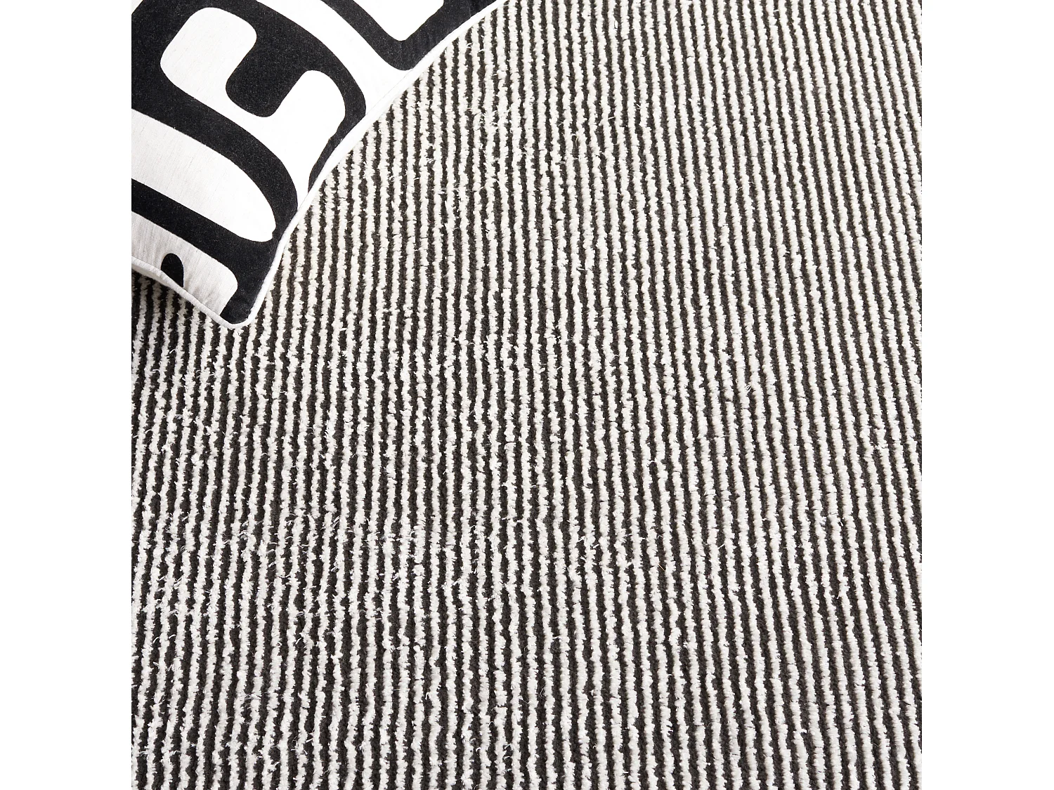 Tapis Ivoire/Noir 91 X 152 cm - Aerith