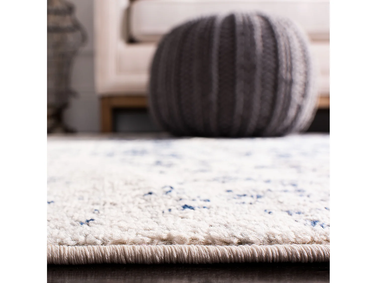 Tapis Neutre/Bleu Marine 91 X 152 cm - Merryl