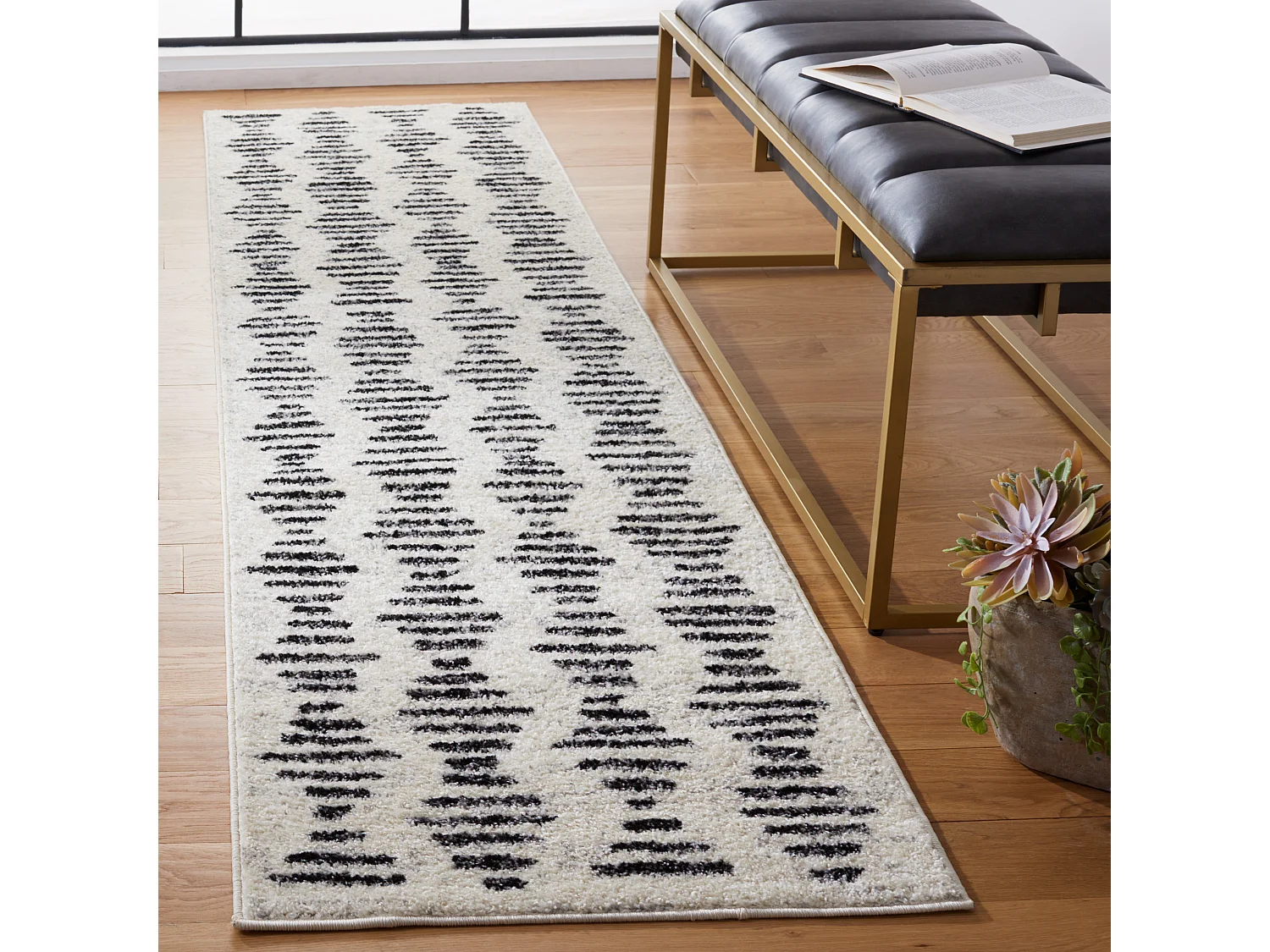 Tapis IVOIRE/NOIR 61 X 213 cm - Nafuna
