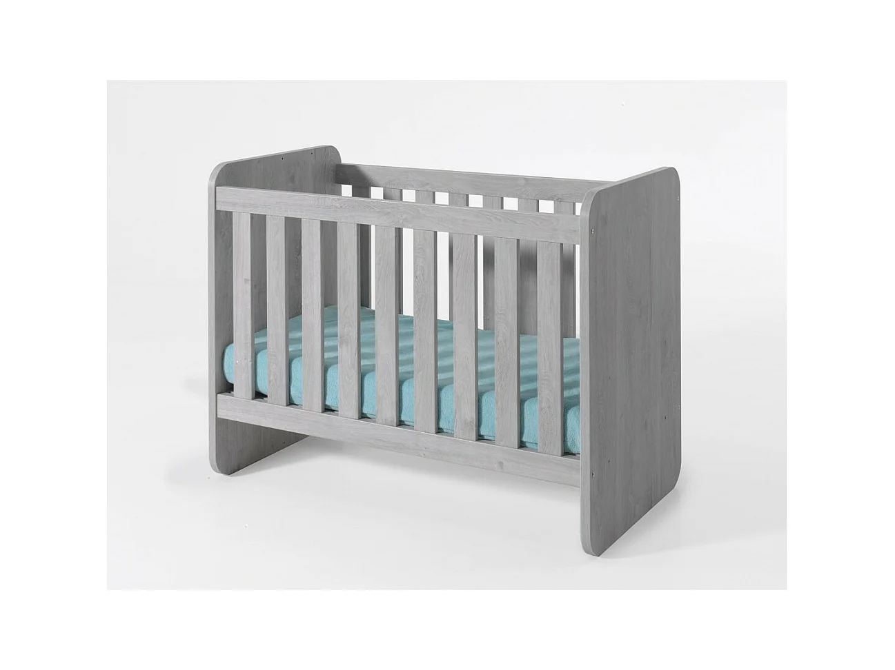 Lit bébé robuste 60x120 évolutif en lit enfant 90x200 coloris gris effet bois