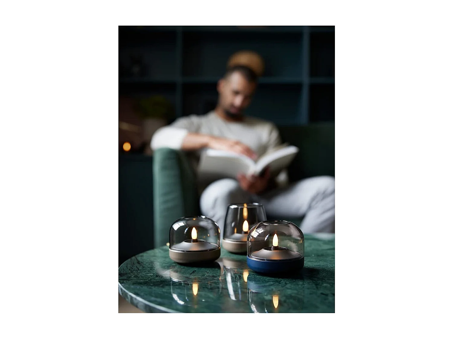 Kooduu Bougeoir de luxe en verre et aluminium gris foncé - glow 08 smoked grey