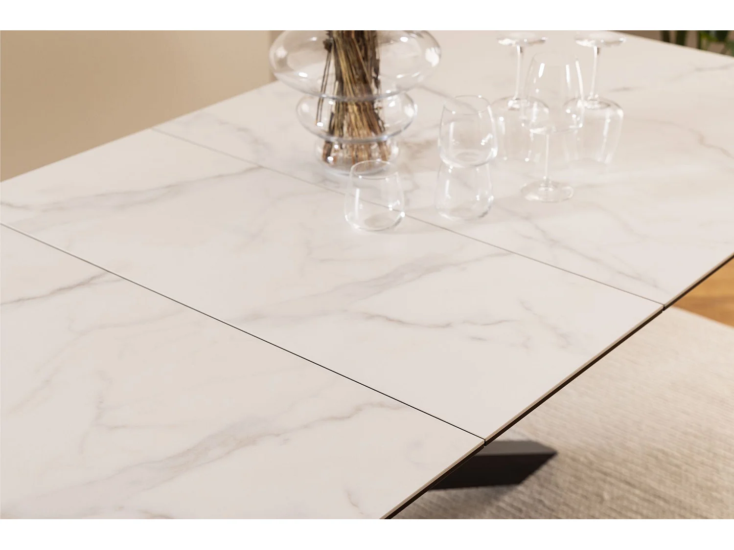 Table de salle à manger rectangulaire extensible en céramique 8/10 places L200/240 - NEIVA