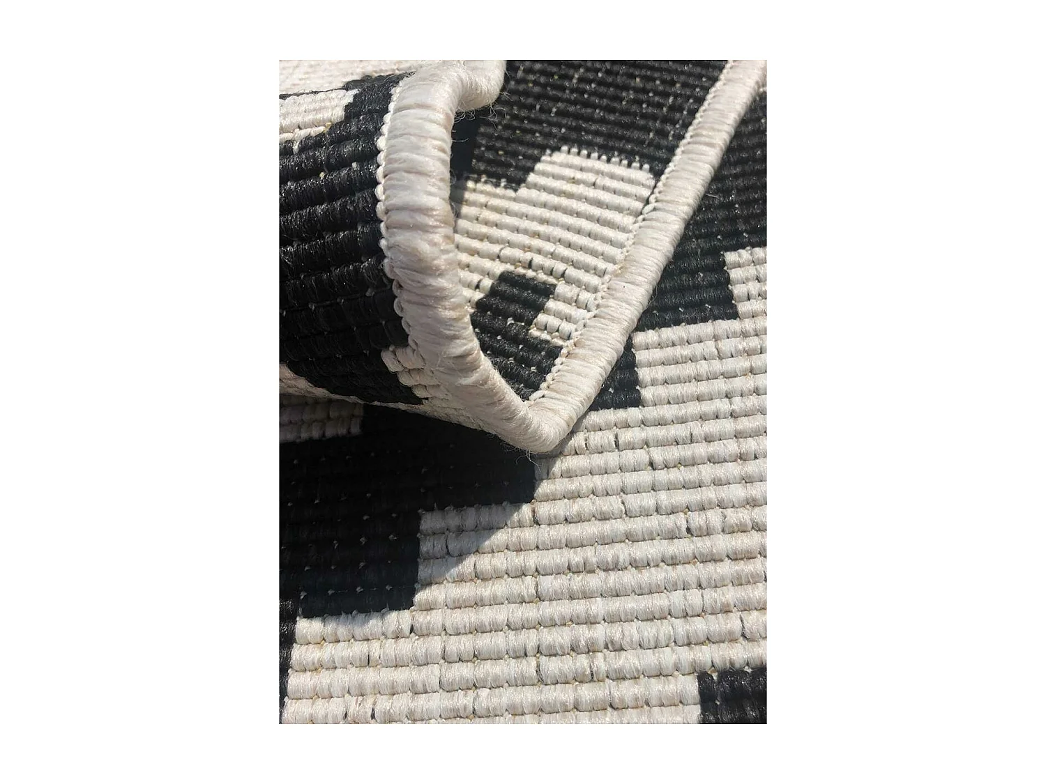 Tapis extérieur, kilim reversible 80x150 LYN2 AY REVERSIBLE noir et crème